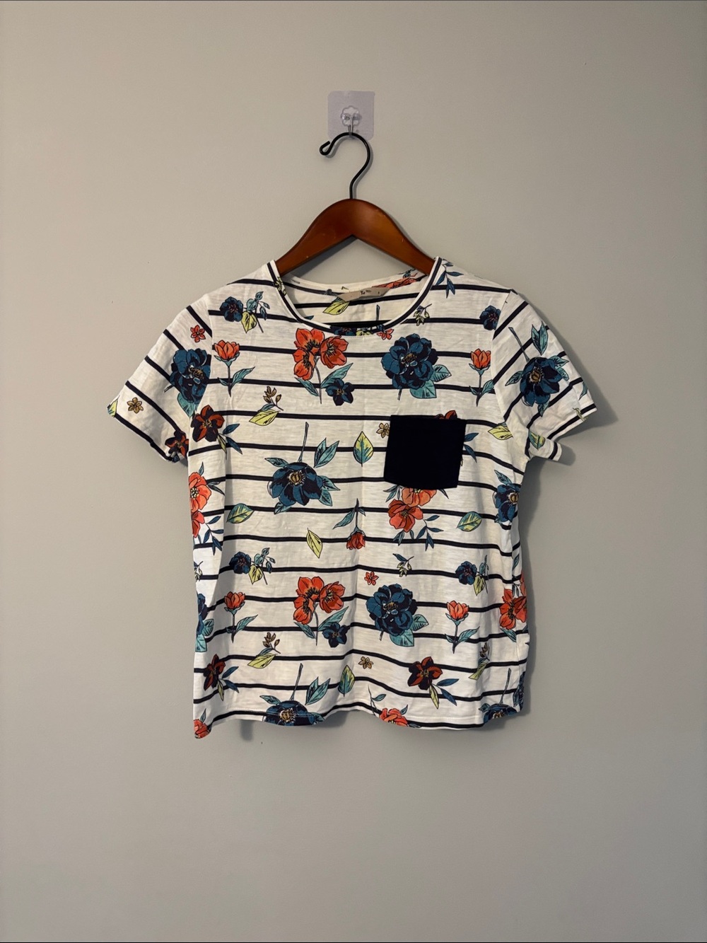 Floral Stripe Short Sleeve Pocket Tee - White with Blue & Red Floral